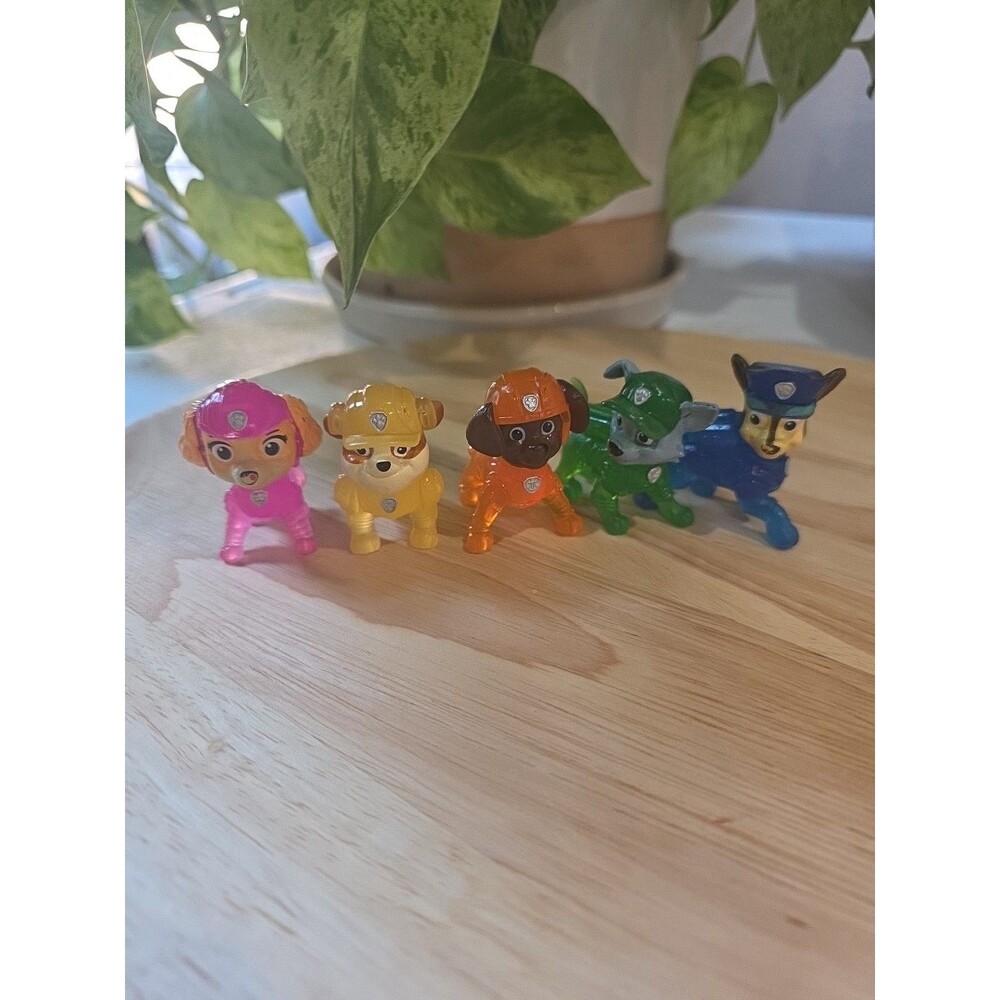 Paw Patrol Mighty Pups Lot of 5 Figures Good Condition